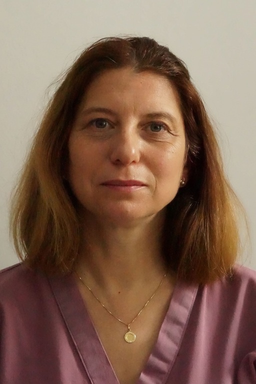 Luptă contra cronometru la Spitalul Grigore Alexandrescu - Echipă medicală specială pentru una dintre victimele accidentului din cartierul Andronache. Fata avea multiple fracturi, traumatism cranio-cerebral, hemoragie internă şi un braţ smuls 
