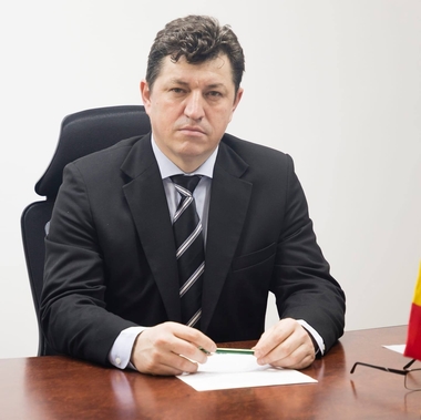 Viceprimarul PNL al Timişoarei: Carantina impusă doar a iritat, a umplut magazinele mari de oameni, a creat o discrepanţă între privat şi stat, a adus mari prejudicii sectorului privat