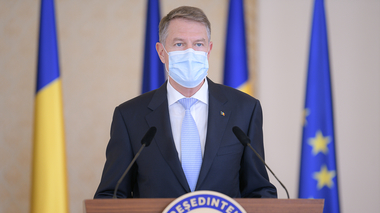 Iohannis, despre contrele dintre Violeta Alexandru şi Vlad Voiculescu: Nu a măsluit nimeni datele, a fost o expresie nefericită / Preşedintele vorbeşte despre formule diferite de calcul