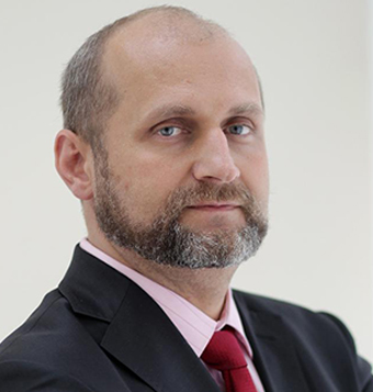 PROFIT Health.forum - Mircea Turdean, Farmec: Procesul de reavizare cu avize permanente de la Comisia de Biocide este foarte lent. Am testat dezinfectanţii în străinătate, deoarece în ţară era imposibil