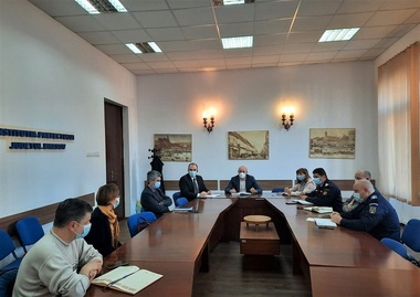 Braşov: Autorităţile propun carantinarea comunei Comana unde localnicii, chiar şi cei cu simptome de COVID-19, refuză să se testeze 
