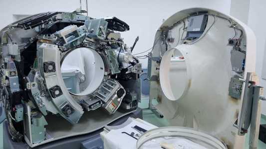 Computerul Tomograf de la Spitalul de Boli Infecţioase Timişoara a fost reparat. Se reiau investigaţiile