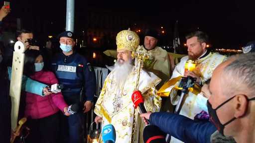 Arhiepiscopul Tomisului, despre faptul că o familie de ortodocşi a botezat într-o familie catolică: Au făcut un lucru rău, greşit, mă mir că i-au acceptat catolicii. De aceea, să se spovedească şi să se căiască pentru acest păcat 
