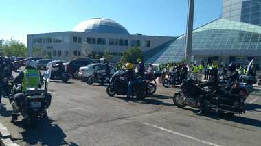 Constanţa: Zeci de motociclişti şi biciclişti, prezenţi la o campanie de promovare a vaccinării