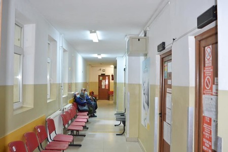 Buzău: Spitalul Municipal din Râmnicu Sărat primeşte din nou şi pacienţi non-COVID