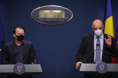 Patronii sălilor de fitness sau organizatorii de evenimente care decid să ocupe la capacitate maximă locaţiile au obligaţia de a verifica dacă cei care intră sunt vaccinaţi / În caz contrar, riscă amenzi

