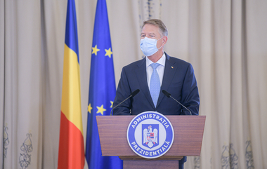 Klaus Iohannis a promulgat legea care aprobă ordonanţa de urgenţă prin care prefecţii şi subprefecţii devin demnitari publici