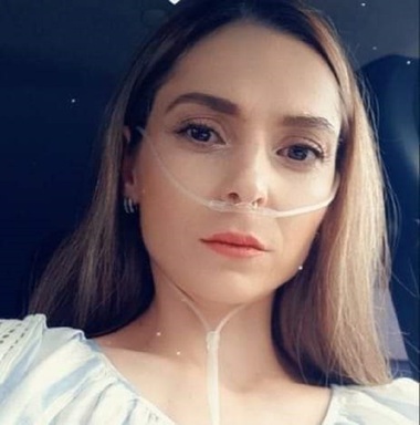 Medicii pot face din nou transplant pulmonar la Spitalul Sfânta Maria din Capitală. Mărturia unei paciente aflate pe lista de aşteptare pentru transplant: Sunt dependentă de oxigen; la propria nuntă am fost monitorizată de ambulanţă - FOTO