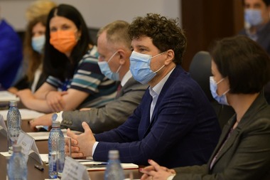 Nicuşor Dan anunţă că a fost semnat acordul privind proiectul "Şcoala Profesională Metropolitană în sistem dual din Bucureşti": A avea o meserie este unul dintre cele mai onorabile lucruri pentru tine şi pentru comunitatea în care trăieşti