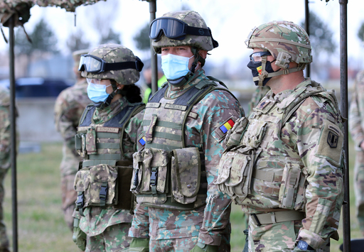 Ministerul Apărării anunţă rată de promovare foarte bună la examenul naţional de bacalaureat în colegiile naţionale militare – 100% în colegiile din Alba-Iulia, Breaza, Câmpulung Moldovenesc şi Craiova şi 97% la Constanţa

