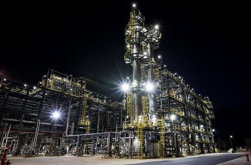 Rafinăriile din Prahova, amendate pentru poluarea aerului cu benzen şi toluen. Unităţi de rafinare operate de Rompetrol, Lukoil şi OMV Petrom au primit şapte amenzi