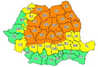 Codul portocaliu de furtuni şi ploi torenţiale, prelungit în 23 de judeţe din Moldova, Transilvania, Maramureş şi zona montană/ Aproape tot restul ţării, sub avertizare Cod galben