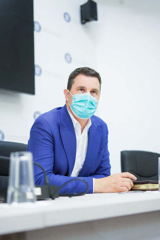 Ministrul Mediului: Constatăm că intră în România, pe baza unor documente false sau completate incorect, materii prime, materiale second hand şi alte bunuri care ajung la depozitele pe gunoi, în cel mai bun caz, sau pur şi simplu sunt abandonate

