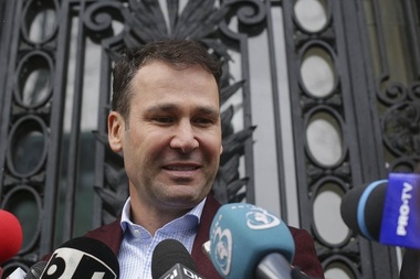 USR PLUS consideră ca primarul Robert Negoiţă trebuie să răspundă în faţa justiţiei, după accidentul de pe un şantier de lângă Biblioteca Naţională