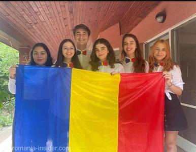 Cîţu: Performanţă istorică a echipei naţionale a României, la Campionatul Mondial de Dezbateri pentru Elevi - locul 8 în lume şi cea mai bună echipă vorbitoare de engleză ca limbă străină