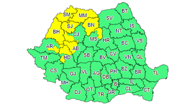 Cod galben de ploi însemnate cantitativ în zece judeţe, până miercuri dimineaţă / Cantităţile de apă vor depăşi 35 de litri pe metru pătrat, iar la munte vor ajunge la 45 de litri pe metru pătrat 

 