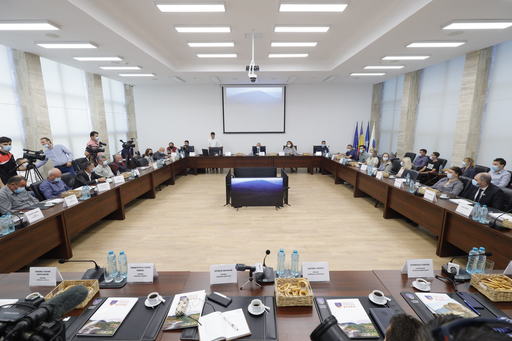 Specialişti UNESCO, la Buzău pentru a evalua Geoparcul ”Ţinutul Buzăului"/ Doi evaluatori vor vizita Vulcanii Noroioşi, Trovanţii de la Ulmet, muntele de sare de la Meledic, Muzeul Chihlimbarului de la Colţi şi aşezările rupestre de la Aluniş