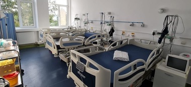 DOCUMENTAR - În toată ţara sunt 1.884 de medici de ATI, cei mai mulţi în Capitală - 523, cei mai puţini în Călăraşi - 3 / Medicul Dorel Săndesc: Deficitul de personal, provocare mai mare decât dotarea secţiilor ATI


