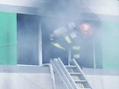Ancheta în cazul incendiului de la Spitalului de Boli Infecţioase Constanţa: Procurorii au audiat pacienţii care sunt într-o stare bună. Vor verifica dacă existau autorizaţiile şi avizele necesare şi vor vedea imaginile de pe camere 