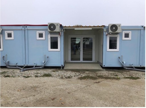 Oana Gheorghiu (Dăruieşte Viaţă): Înşiruirea de containere de la Pipera a fost o risipă revoltătoare de bani; nu va putea deveni niciodată un SPITAL adevărat / Problema terapiilor intensive nu se poate rezolva cu aceste containere 