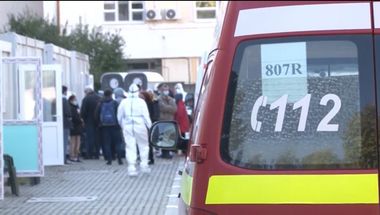 Timişoara: 15 studenţi de la Universitatea de Medicină, voluntari la Spitalul de Boli Infecţioase
