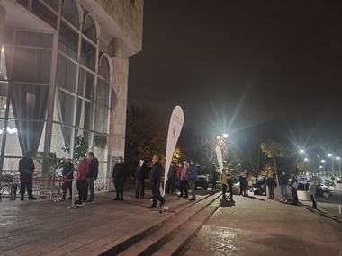 UPDATE - Maraton de vaccinare în Bucureşti - Peste 22.000 de persoane s-au imunizat în 48 de ore / Raed Arafat: Vaccinarea este soluţia optimă de prevenire şi de a evita să ajungi pe un pat de terapie intensivă sau să îţi pierzi viaţa

 