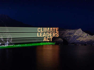 Greenpeace, după ce Klaus Iohannis a afirmat că România a redus intensitatea emisiilor de CO2: Suntem în aer, domnule preşedinte! / Nu se poate face tranziţie ecologică fără asumarea politică a unor decizii curajoase 
