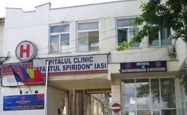 Iaşi: O femeie de 38 de ani cu COVID a murit în timp ce se afla la cumpărături, după ce starea i s-a agravat brusc. Ea nu era vaccinată şi s-a tratat acasă timp de zece zile crezând că are gripă