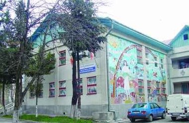 Anchetă a Direcţiei Generale de Asistenţă Socială şi Protecţia Copilului Suceava, în urma implicării unor copii în mai multe proteste anti-vaccin şi faţă de cursurile online