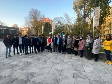 Forumul Judecătorilor: 45 de cetăţeni afgani refugiaţi în România - 7 judecători şi familiile lor - sunt găzduiţi de Universitatea Politehnica din Bucureşti / Un nou început, o şansă pentru viaţa unor oameni salvaţi în ultima clipă, în condiţii excepţionale 