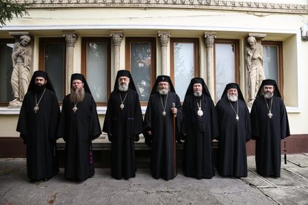 Sinod mitropolitan la Sibiu: Doi candidaţi pentru Episcopia Devei şi Hunedoarei / Propunerile vor fi prezentate Sinodului 