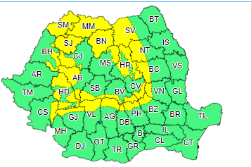 Meteorologii anunţă precipitaţii moderate, intensificări ale vântului şi polei, până duminică dimineaţă, în nordul, centrul şi vestul ţării / În Ajun de Crăciun este cod galben de ninsori însemnate şi viscol, în 24 de judeţe 