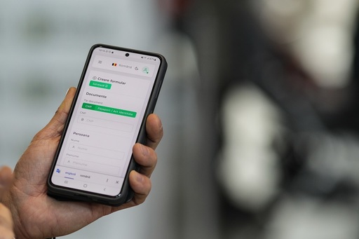 Peste 280.000 persoane au generat formularele digitale pentru intrarea în România de la lansarea aplicaţiei dezvoltate de STS / Mai mult de 60.000, generate de cei care au intrat în ţară prin Aeroportul Henri Coandă 
