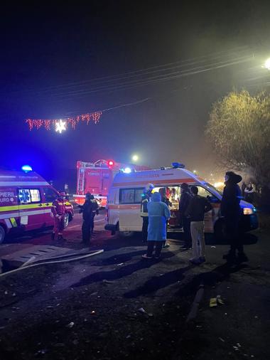 Ministerul Sănătăţii, despre bărbaţii răniţi în explozia din judeţul Prahova: Pacienţii sunt conştienţi şi cooperanţi; au arsuri de gradul 2 pe mâini şi pe faţă, pe o suprafaţă sub 15 la sută 