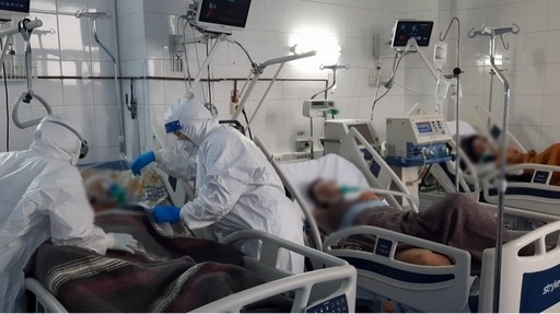 REPORTAJ - Omul care a simţit pandemia cu inima: Între viaţă şi moarte în ATI, timp de 6 săptămâni, fără să-şi vadă salvatorii nici măcar o clipă. Dorinţa sa de sărbători: sănătate pentru cei încă bolnavi rămaşi în spitale

