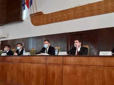 Cseke Attila, ministrul Dezvoltării: Anul acesta preconizăm să inaugurăm în mod cert trei săli polivalente, la Oradea, Bistriţa şi Piteşti. Încercăm să finalizăm şi sala polivalentă de la Constanţa