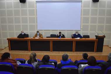 Primăria Bârlad: Facturile la utilităţi au îngenuncheat bugetul oraşului / O unitate de învăţământ a primit o factură de 270.000 de lei pentru o singură lună, în timp ce Spitalul Municipal, cel mai mare consumator local, are o factură de 180.000 de lei   