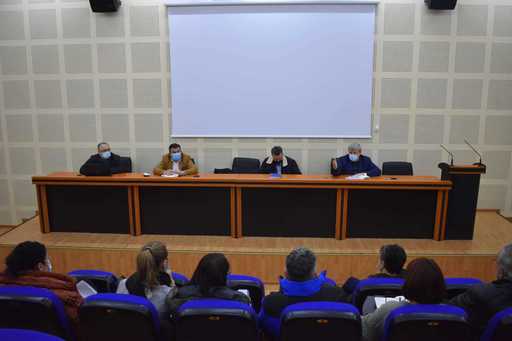 Primăria Bârlad: Facturile la utilităţi au îngenuncheat bugetul oraşului / O unitate de învăţământ a primit o factură de 270.000 de lei pentru o singură lună, în timp ce Spitalul Municipal, cel mai mare consumator local, are o factură de 180.000 de lei   