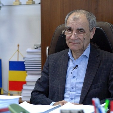 Vasile Petrariu, liderul sindicatului din STB, întrebat când vor reveni şoferii pe trasee: Când directorul general va pleca! / La negocieri, fără mine nu va merge nimeni din partea Sindicatului / Se cere o majorare cu minimum 10% a salariilor