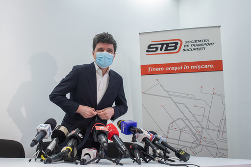 Nicuşor Dan anunţă că pune la dispoziţia şoferilor şi vatmanilor din STB un număr cu apel gratuit la care aceştia pot apela dacă sunt împiedicaţi de către reprezentanţi ai sindicatului să iasă pe traseu: Vremea sindicalistului mafiot în România a apus 