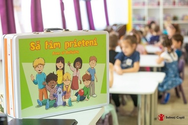 „Salvaţi copiii” atrage atenţia supra metodelor „critice şi punitive” folosite în educaţia copiilor / 76% dintre copii sunt certaţi la şcoală de către profesori / 56% dintre părinţi îşi pedepsesc copiii
