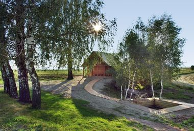 Autorităţile din Covasna anunţă că numărul turiştilor din judeţ a ajuns în 2021 la nivelul înregistrat înaintea pandemiei / 102.601 turişti sosiţi în judeţul Covasna în primele nouă luni ale anului 2021