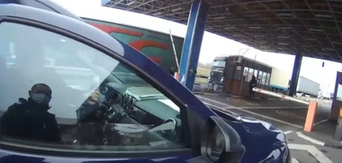 Un bărbat de 33 ani, infectat cu SARS CoV-2, descoperit la PTF Nădlac, când intra în ţară. El s-a testat la Arad, dar nu a mai aşteptat rezultatul şi a plecat spre Cehia  - VIDEO