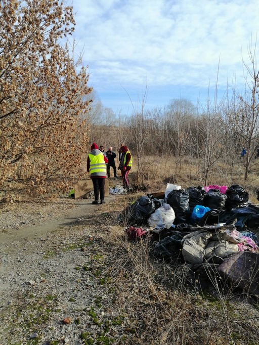 Nicuşor Dan: Ne ocupăm de igienizarea Parcului Văcăreşti/ El afirmă că s-au strâns deşeuri din "locuri de care nu se mai ocupa nimeni de 20 de ani"