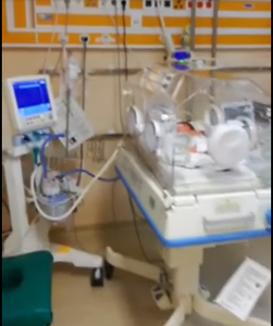 Deputatul USR Emanuel Ungureanu reclamă pericol de explozie la Maternitatea din Botoşani: Secţia ATI unde sunt îngrijiţi zeci de nou-născuţi este în pericol de incendiu din cauza acumulărilor excesive de oxigen cauzate de cele 21 de prize defecte - VIDEO