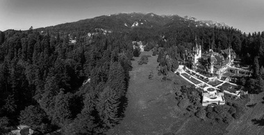 Factură de 160.000 de lei emisă de furnizorul de gaze naturale Muzeului Peleş din Sinaia
