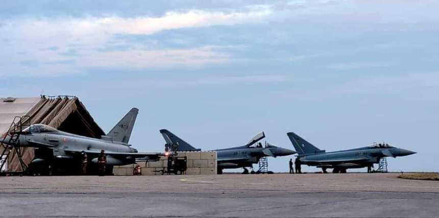 Alte trei avioane Eurofighter Typhoon au aterizat la baza de la Mihail Kogălniceanu, pentru misiuni de Poliţie Aeriană Întărită