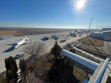 Romeo Vatră, directorul Aeroportului Iaşi: Ne aşteptăm la suplimentarea numărului de curse în perioada următoare. Purtăm discuţii cu companiile aeriane, cererea este în creştere