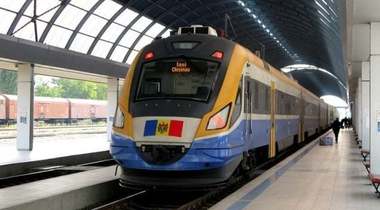 Tren special Iaşi-Chişinău, pentru pasagerii zborurilor deviate la Aeroportul din Iaşi