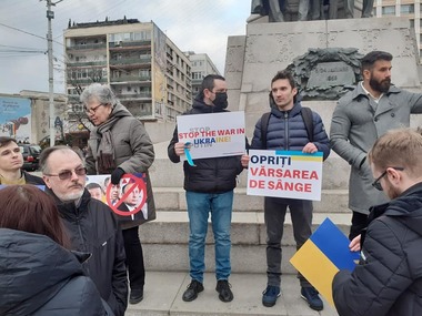 Manifestaţie pro-Ucraina la Iaşi, cu peste 700 de participanţi. Oamenii au scandat lozinci împotriva preşedintelui rus Vladimir Putin
